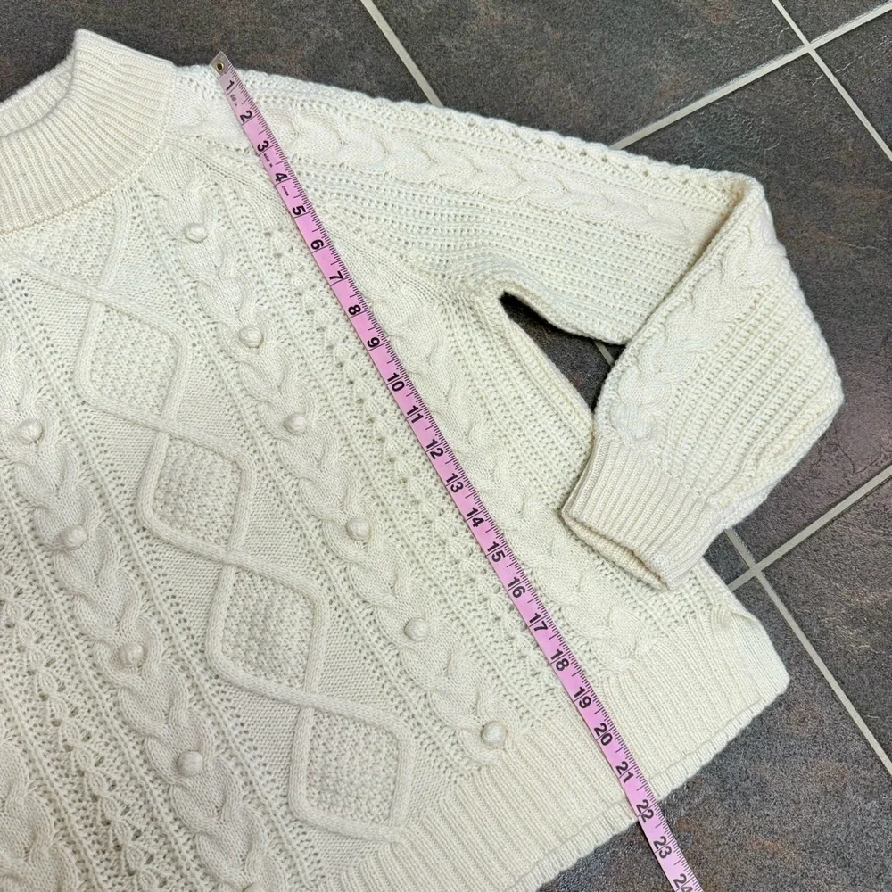 NEW J. Crew Pom-Pom Cable-Knit Pullover Crew Neck Sweater Natural Cream Small